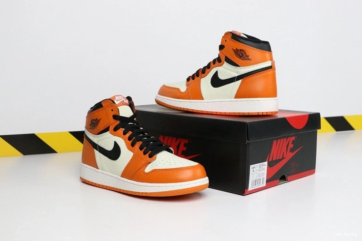 575441-113 Jordan Shattered  Backboard Reverse 1 Retro (GS)  0518